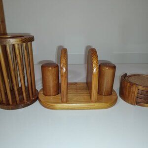 9 Piece Wood Napkin Holder Salt Pepper Coaster Trinket Holder-Used